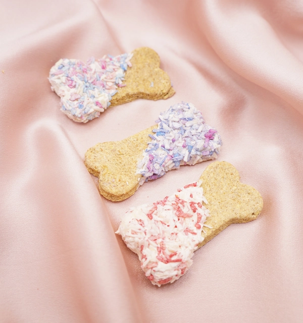 Biscuits personnalis&eacute;s pour chien et cheval